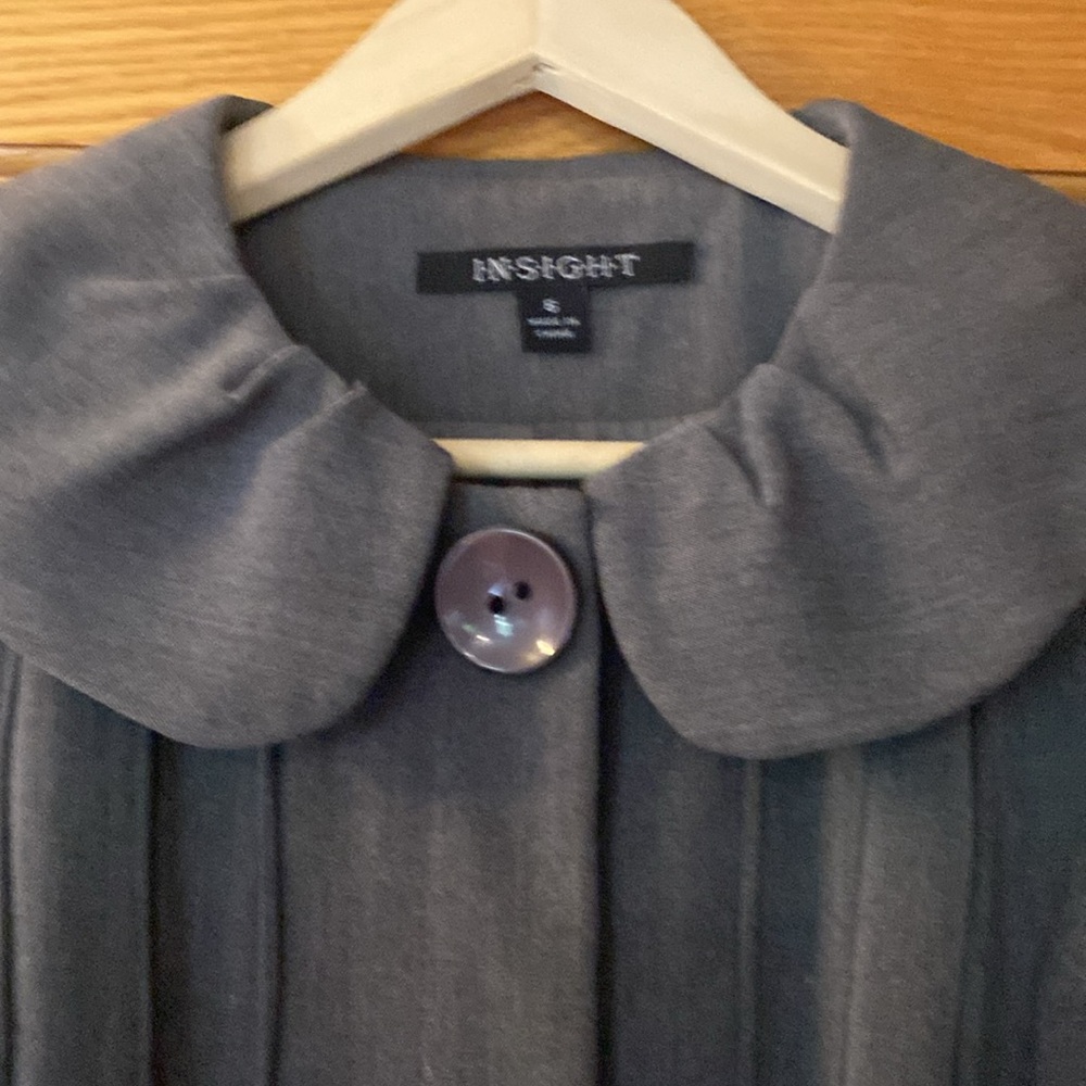 Insight size 6 jacket - Picture 3 of 8